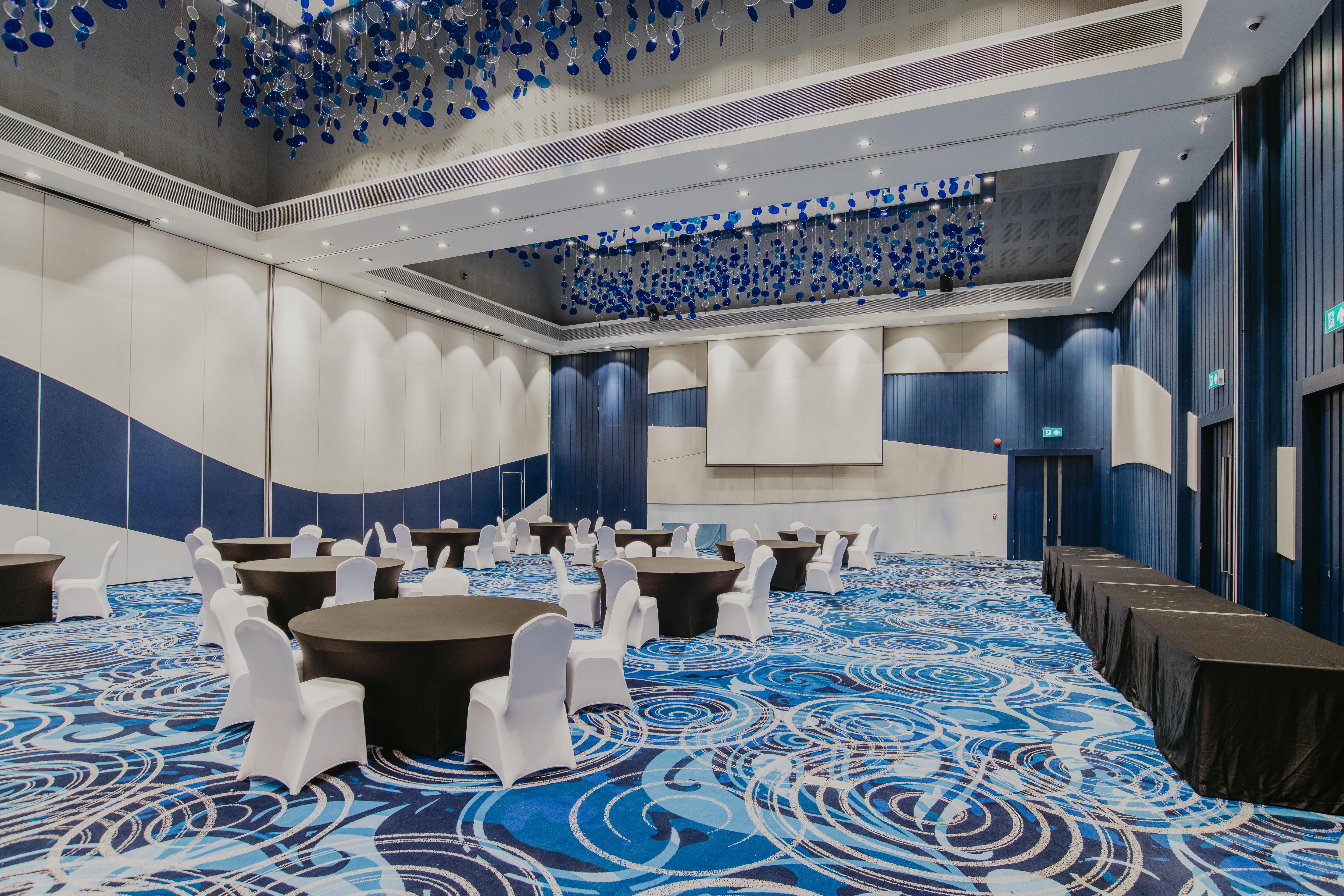 Splash Beach Resort, Maikhao Phuket - Sha Extra Plus Mai Khao Ngoại thất bức ảnh The ballroom
