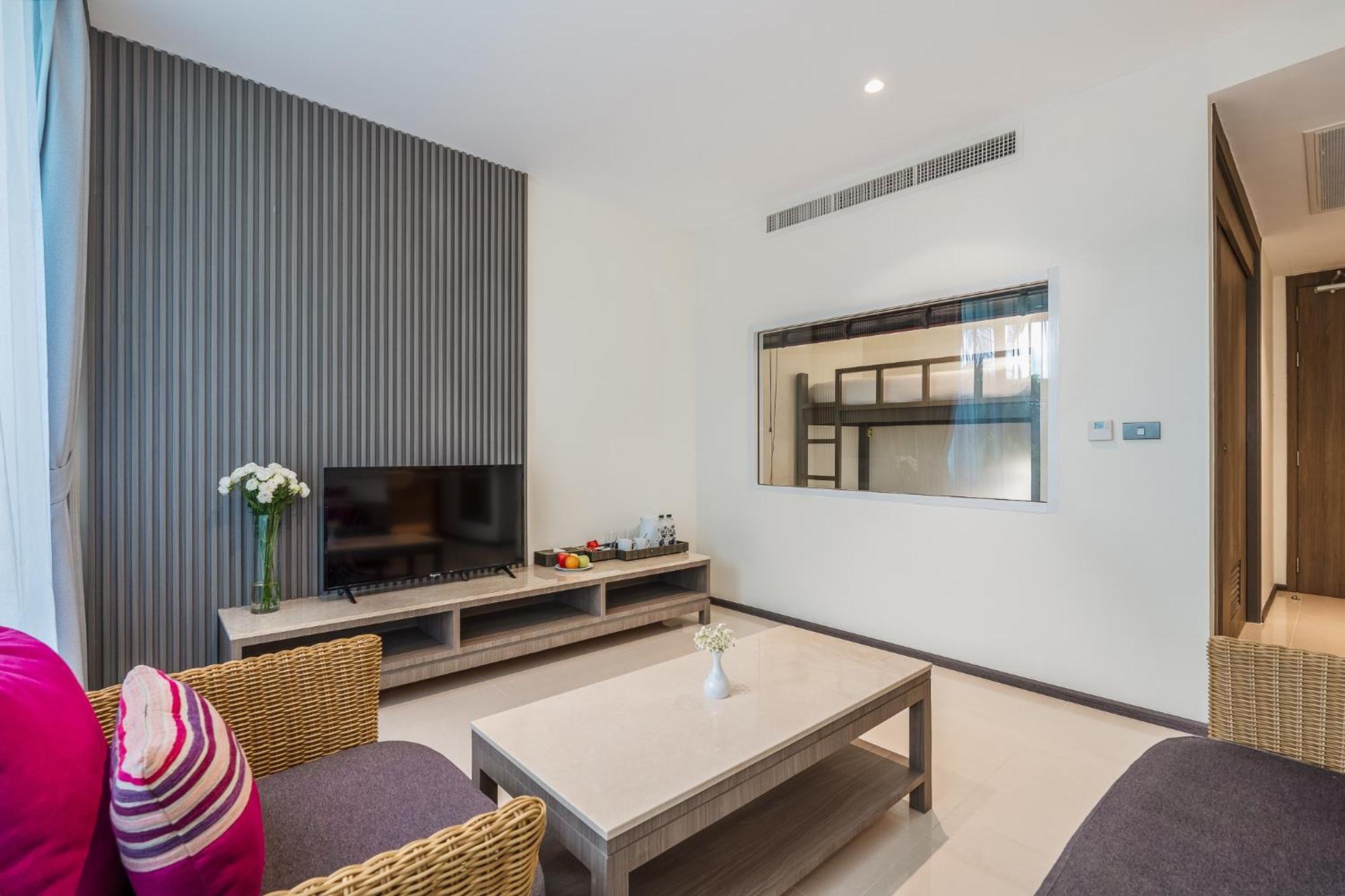Splash Beach Resort, Maikhao Phuket - Sha Extra Plus Mai Khao Ngoại thất bức ảnh Living room