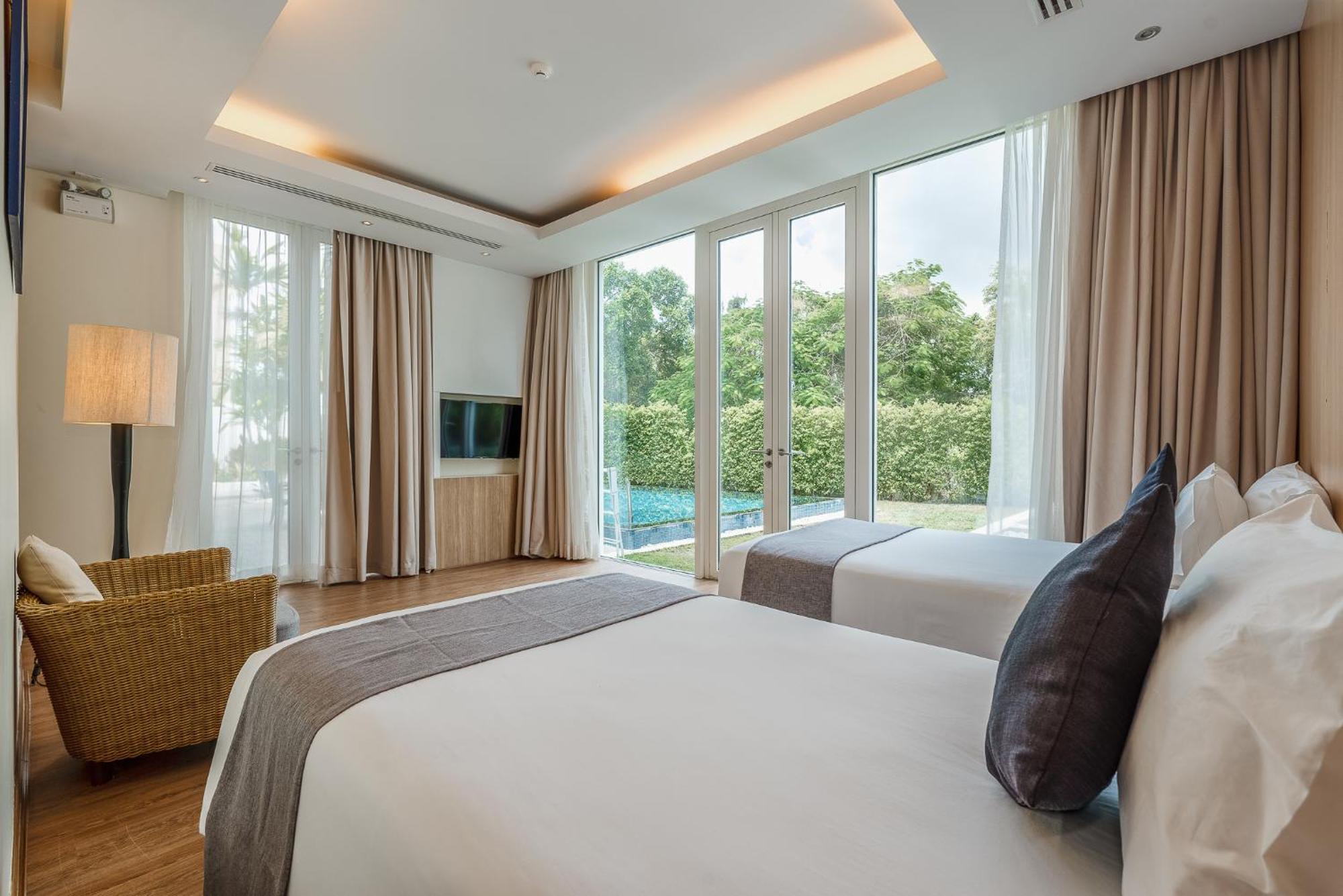 Splash Beach Resort, Maikhao Phuket - Sha Extra Plus Mai Khao Ngoại thất bức ảnh Deluxe Pool Access