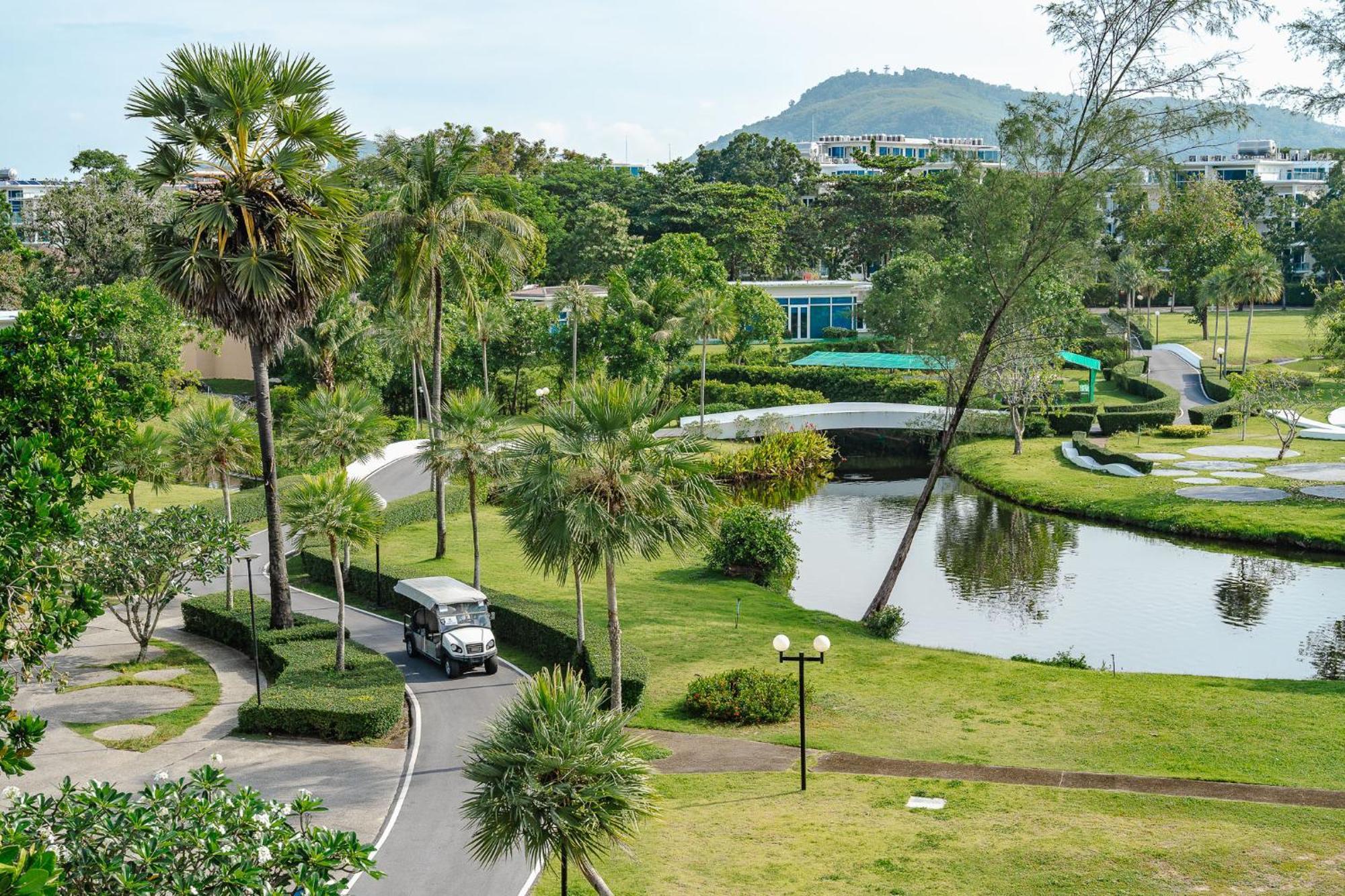 Splash Beach Resort, Maikhao Phuket - Sha Extra Plus Mai Khao Ngoại thất bức ảnh View of the park