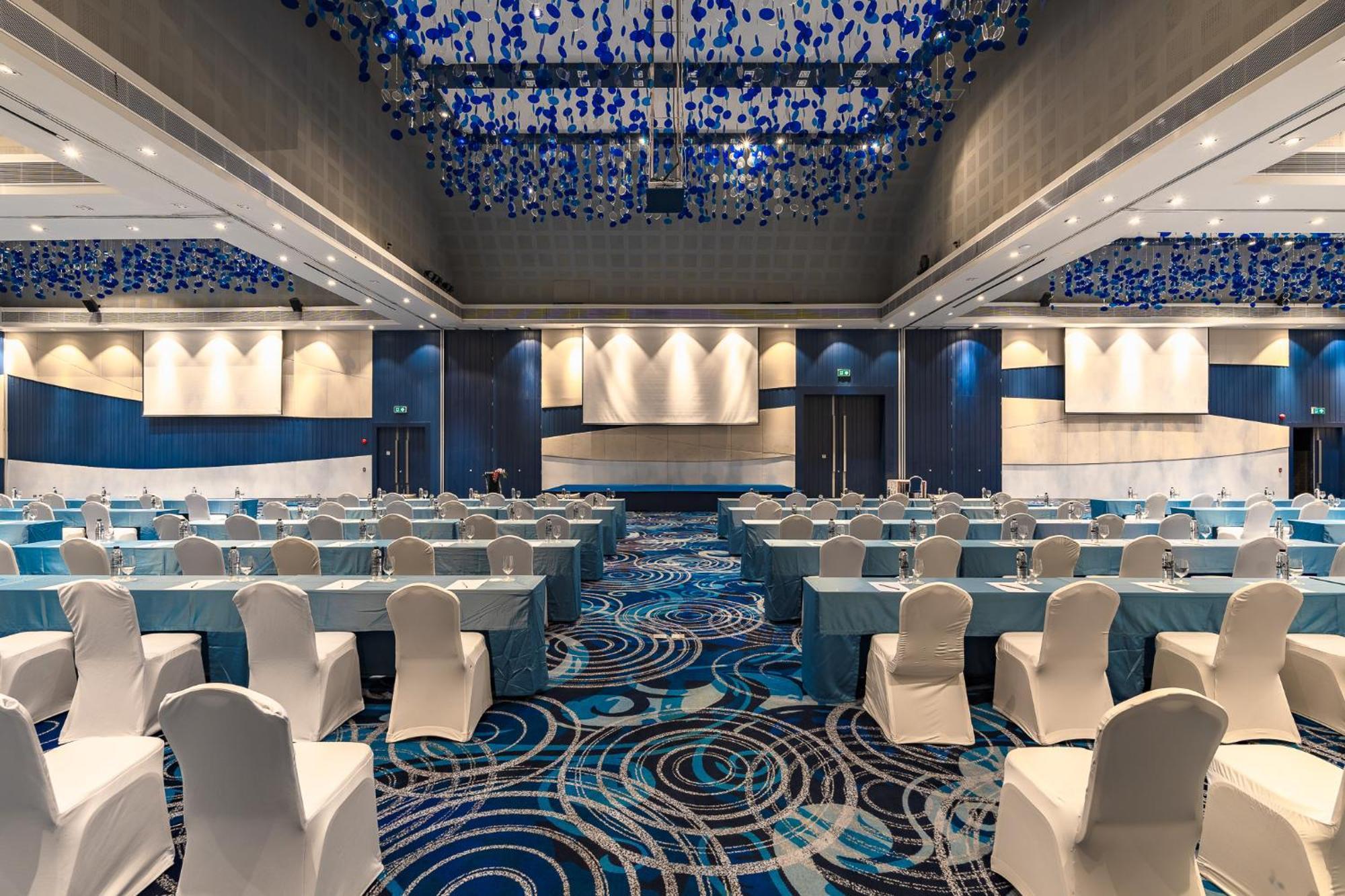 Splash Beach Resort, Maikhao Phuket - Sha Extra Plus Mai Khao Ngoại thất bức ảnh The ballroom